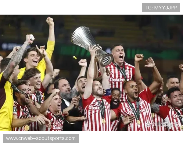 阿贾克斯主场迎战奥林匹亚科斯，两队皆寻求进攻端突破